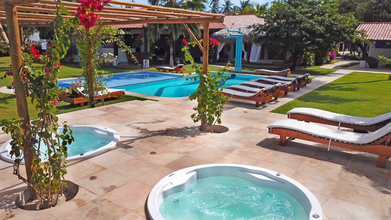 Tucano Pousada Bed and Breakfast Cumbuco Exterior foto